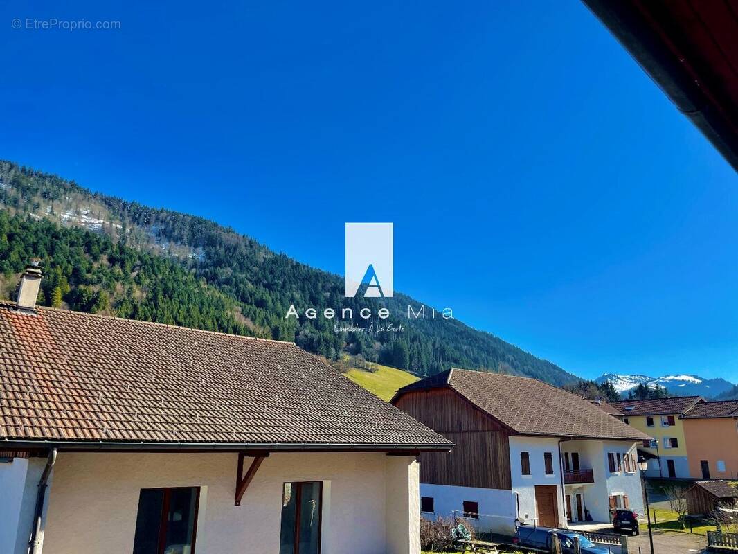 Appartement à LULLIN