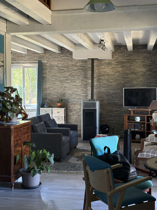 Maison individuelle avec parc arboré et vue sur la campagne   À moins de 10 minutes à pied du centre médiéval - photo 11