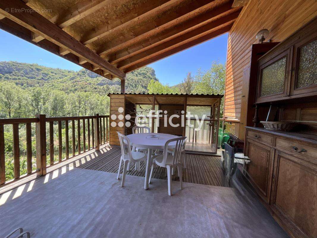 Maison 178 m² à Flaviac  - photo 10