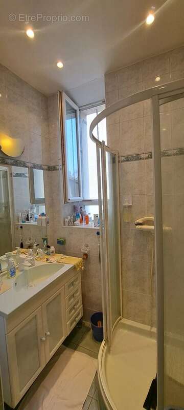 Appartement T5 151 m2 en duplex, une cave, 2 galetas - photo 7