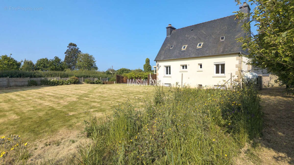 Maison à MINIHY-TREGUIER