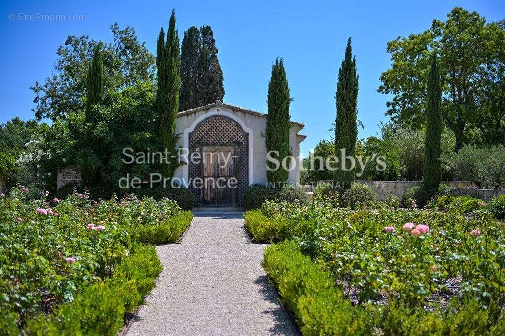 Maison à SAINT-REMY-DE-PROVENCE