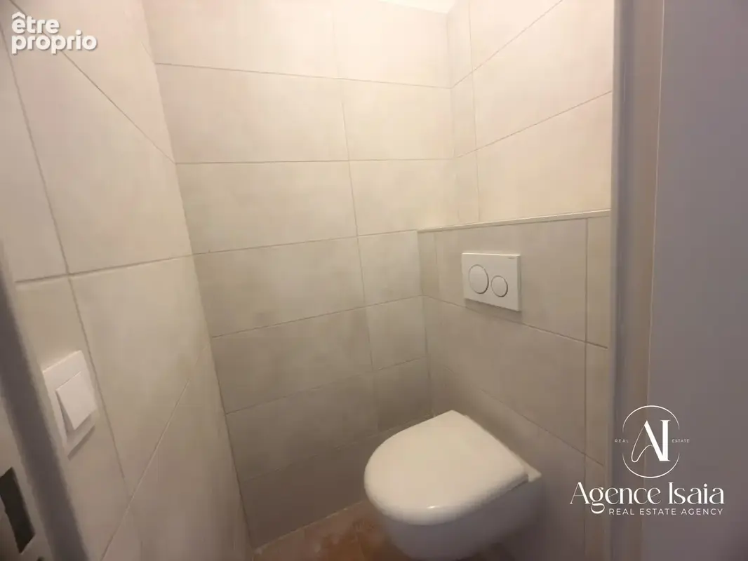 Appartement 35 m² à Saint-Raphael  - photo 7