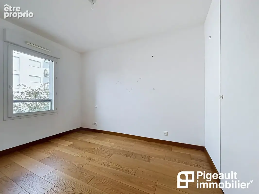Maison - Appartement T4 en copropriété à vendre - Rennes - Quartier Lorient Saint-Brieuc - Double garage - Terrasse - photo 9