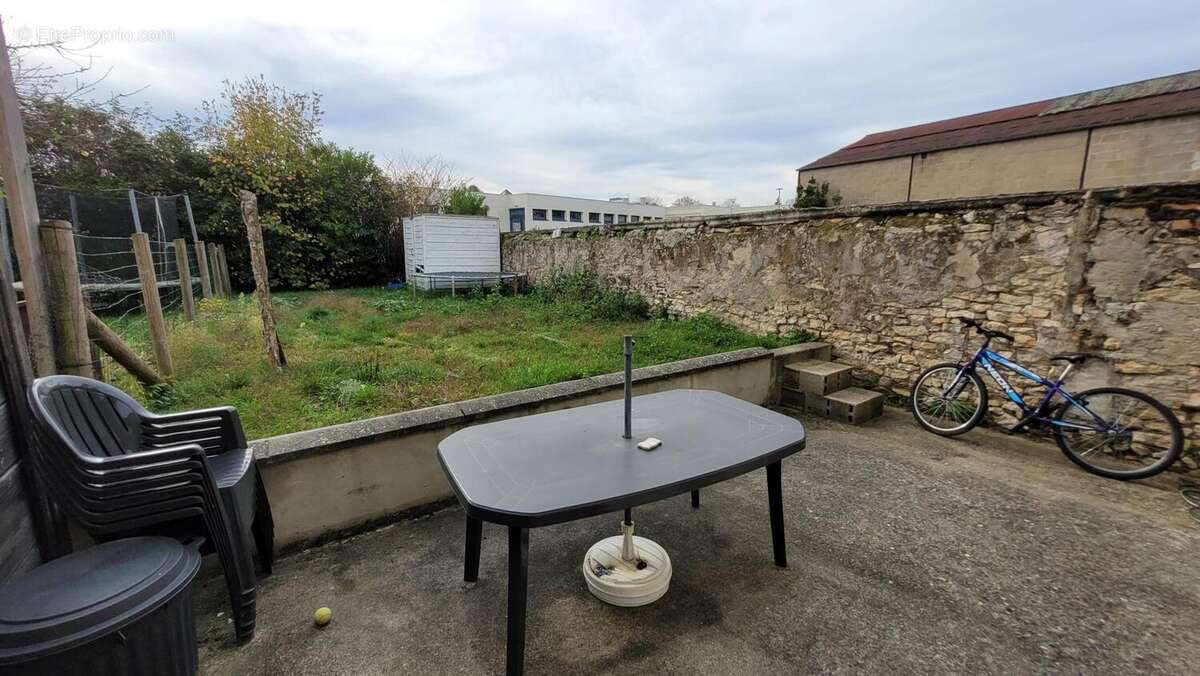 Photo 5 - Maison à LA SUZE-SUR-SARTHE