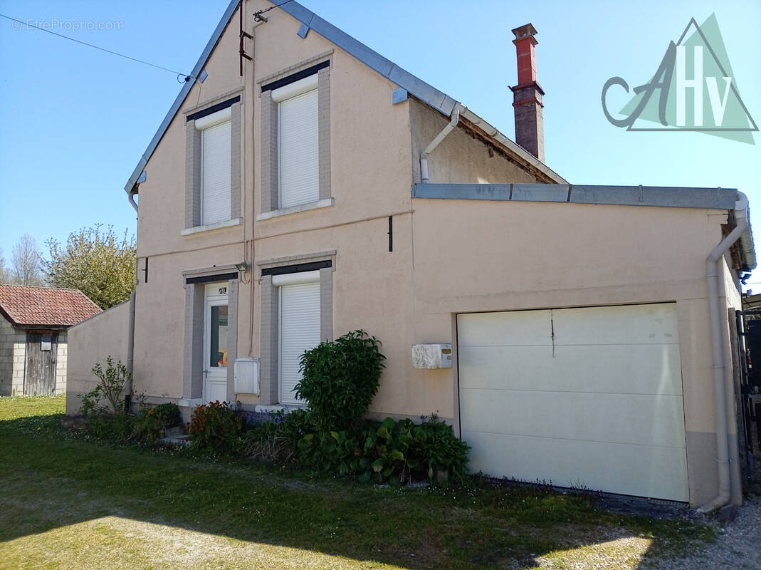 Maison à ROMILLY-SUR-SEINE