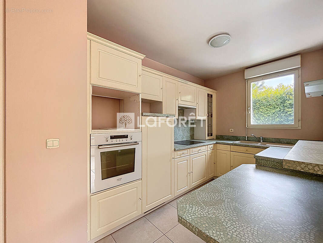 Appartement à LUZARCHES