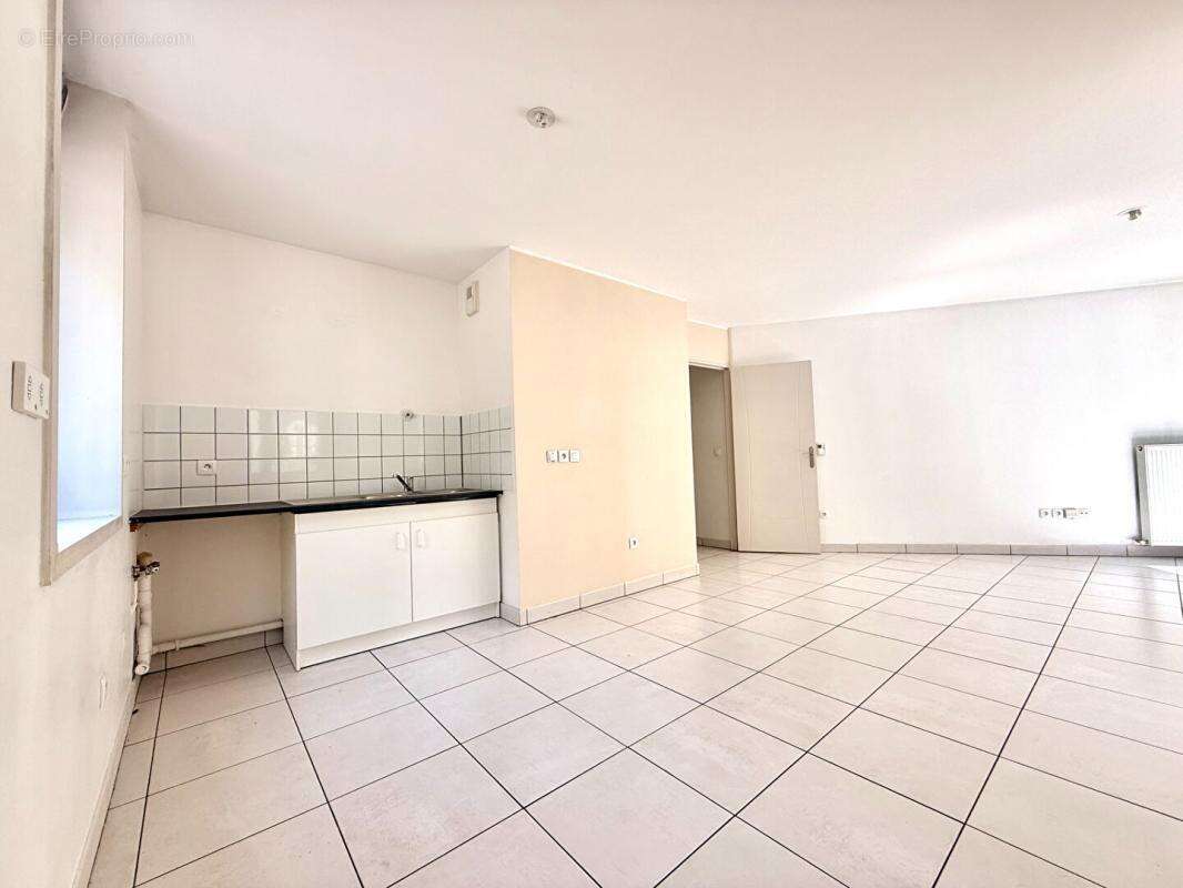 Appartement à LYON-7E