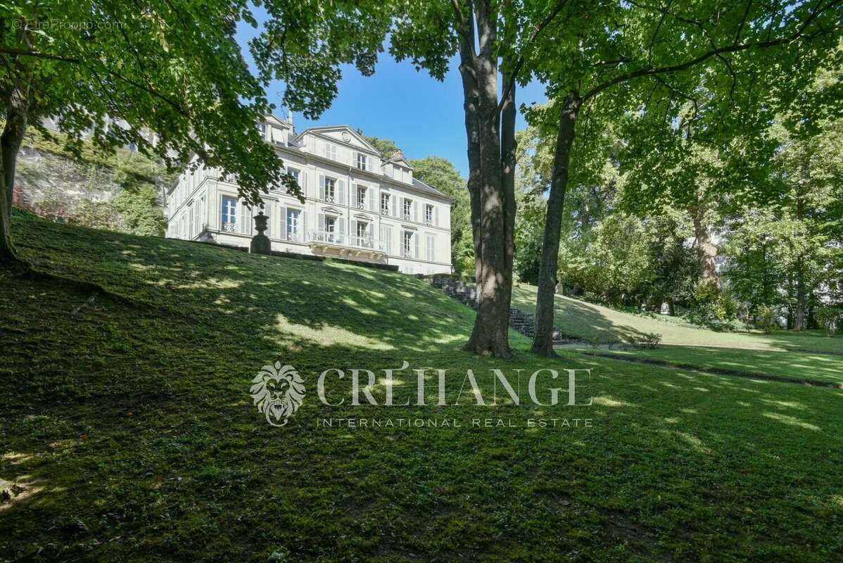 Appartement à SAINT-GERMAIN-EN-LAYE