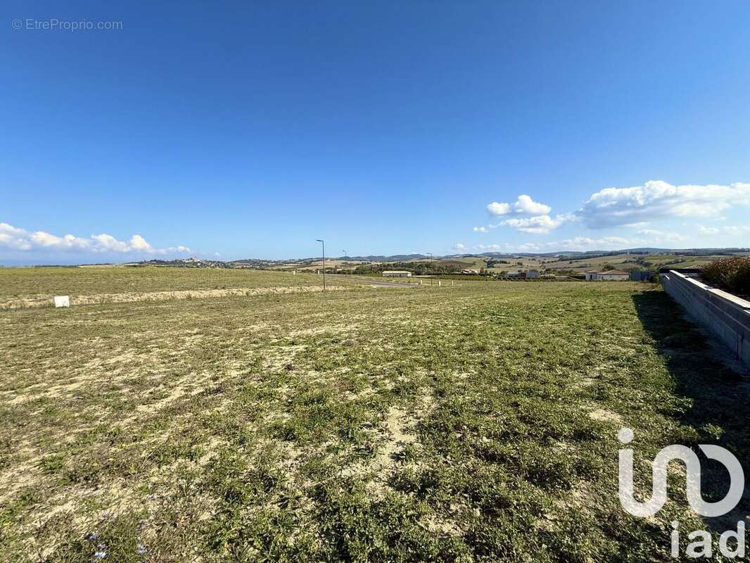 Photo 4 - Terrain à VILLENEUVE-LES-MONTREAL