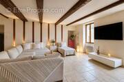 Appartement à PEILLE