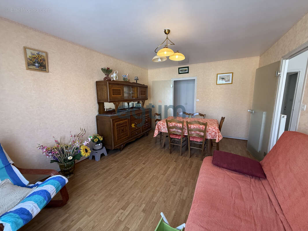 À vendre   Appartement T3 avec balcon, cave et parking   Centre-ville de La Roche-sur-Yon - photo 2