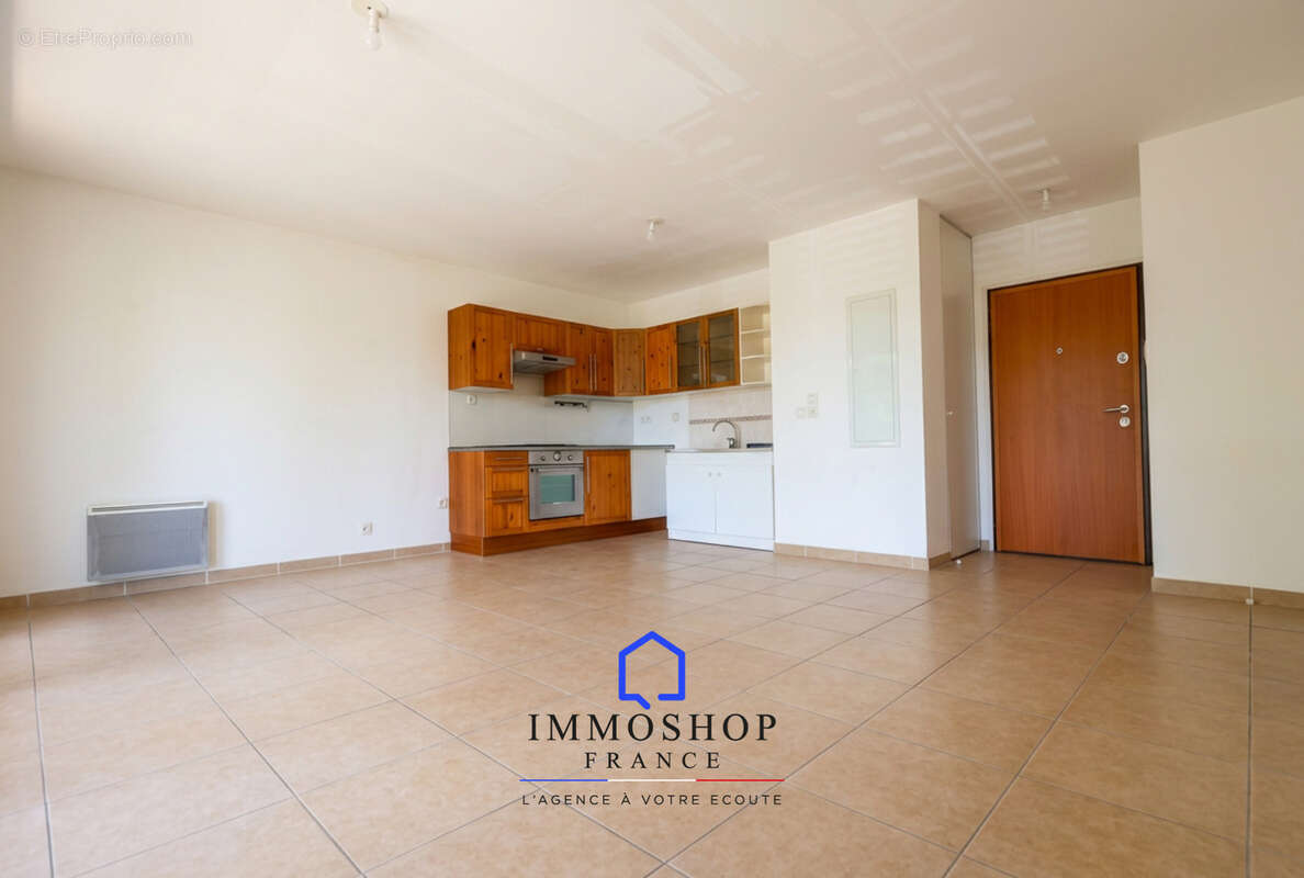 Appartement à MARSEILLE-14E