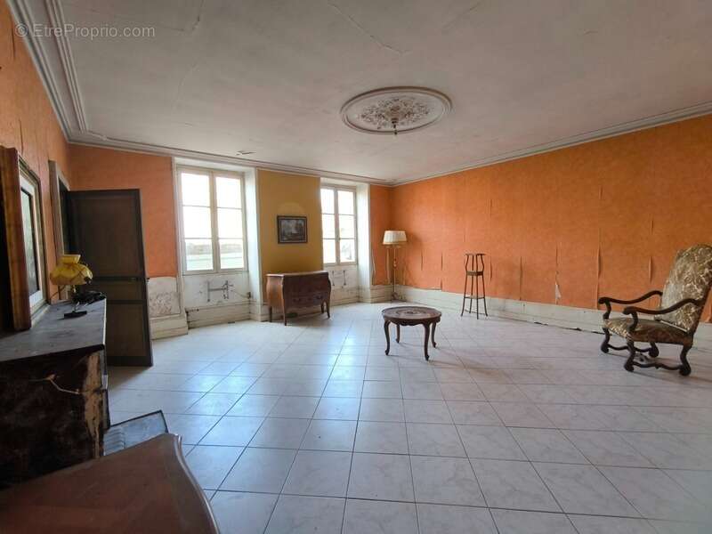 Maison à VERTEUIL-SUR-CHARENTE