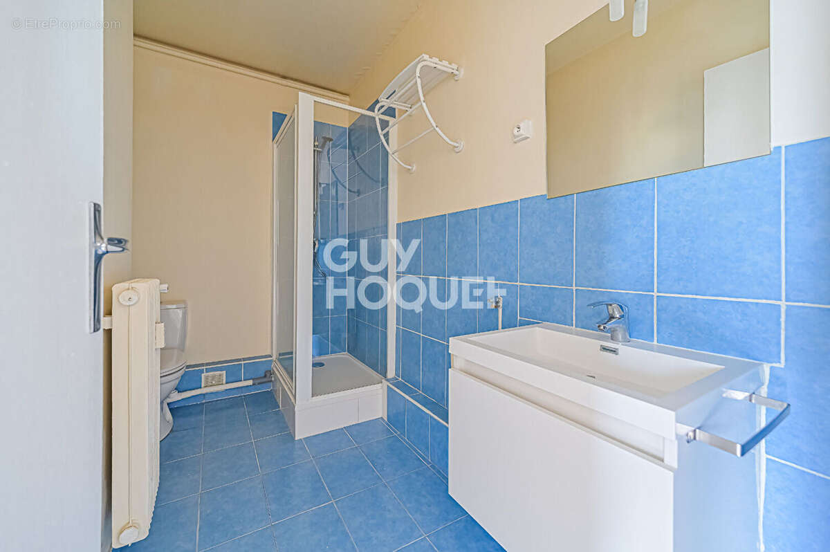 Appartement à PARIS-12E