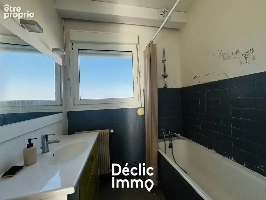 La Rochelle - Quartier La Genette - Appartement T4 - photo 9