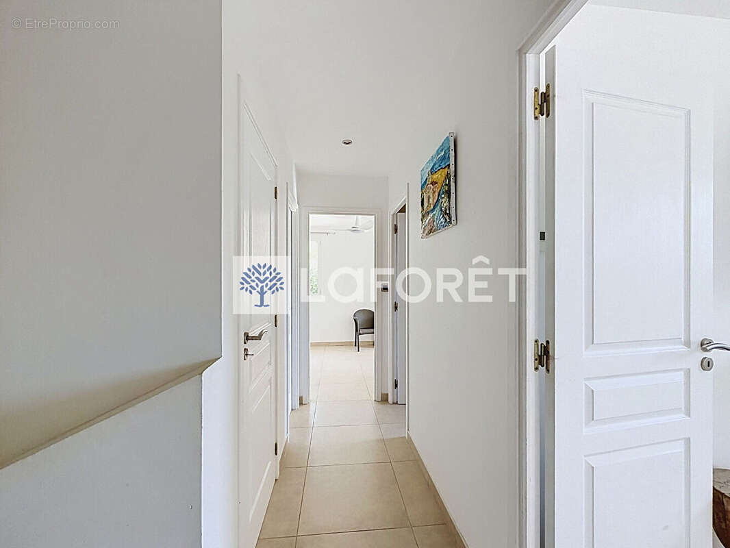 Maison L Escarène 5 pièces - photo 18