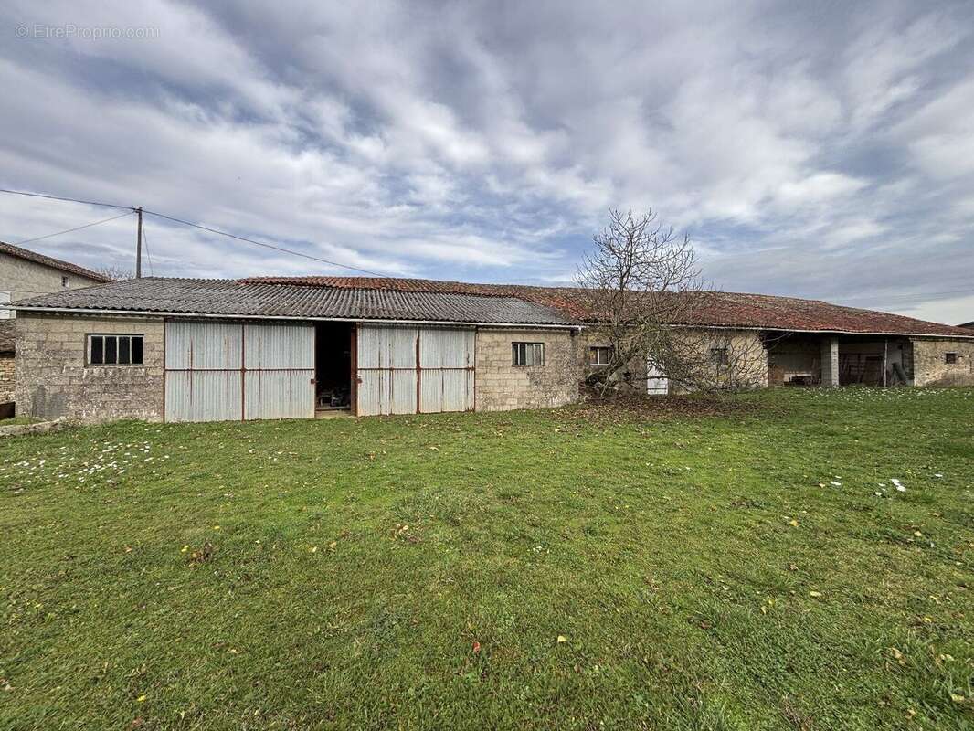 Maison à LA MAGDELEINE