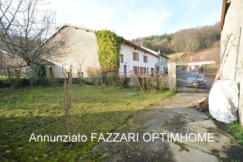 Maison à MONT-DEVANT-SASSEY