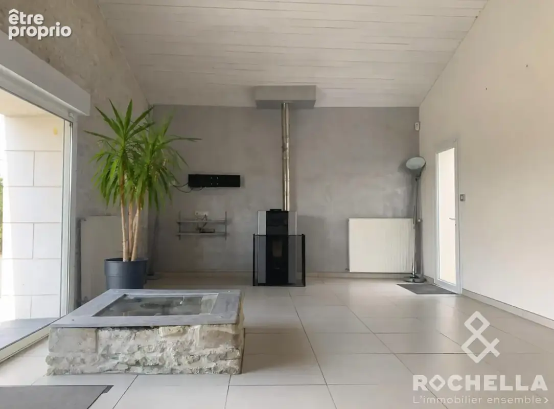 Maison 187 m² à Saint-Jean-De-Liversay  - photo 2