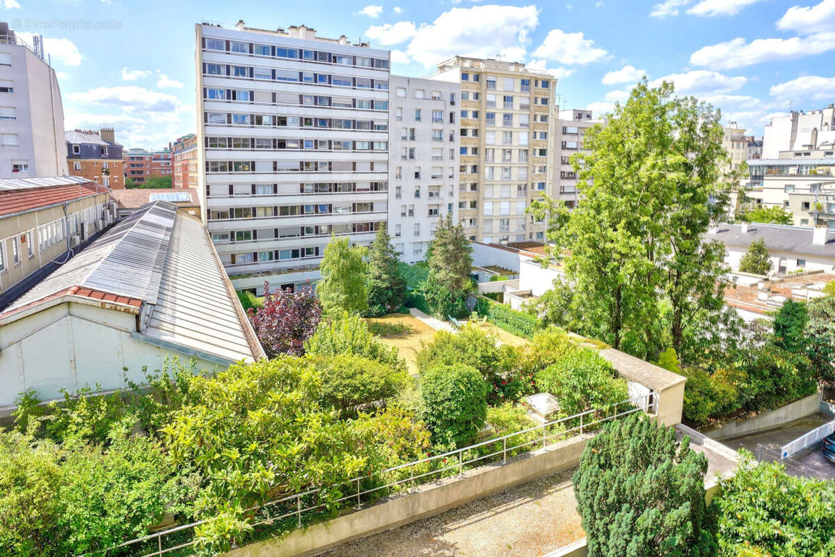 Appartement 73 m² à Paris-20e  - photo 5