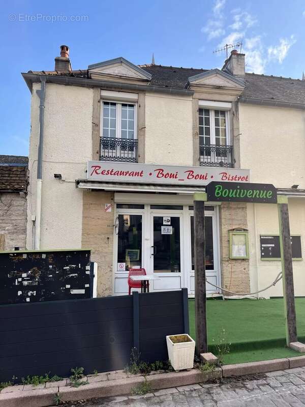 Commerce à MARSANNAY-LA-COTE