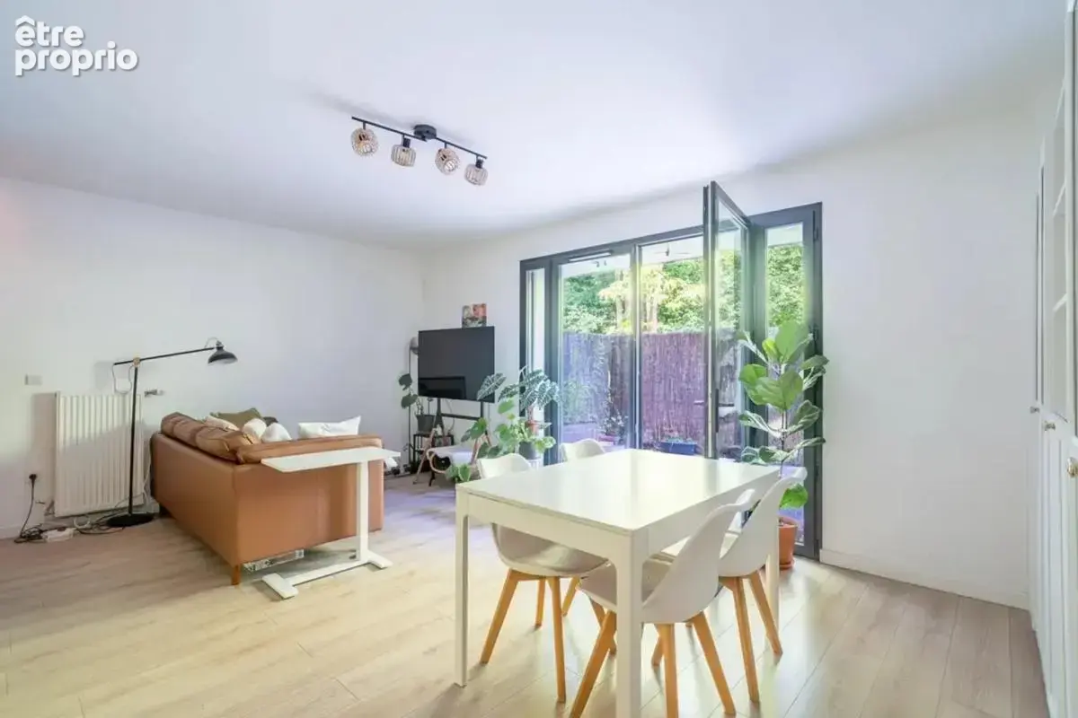 Appartement à STAINS