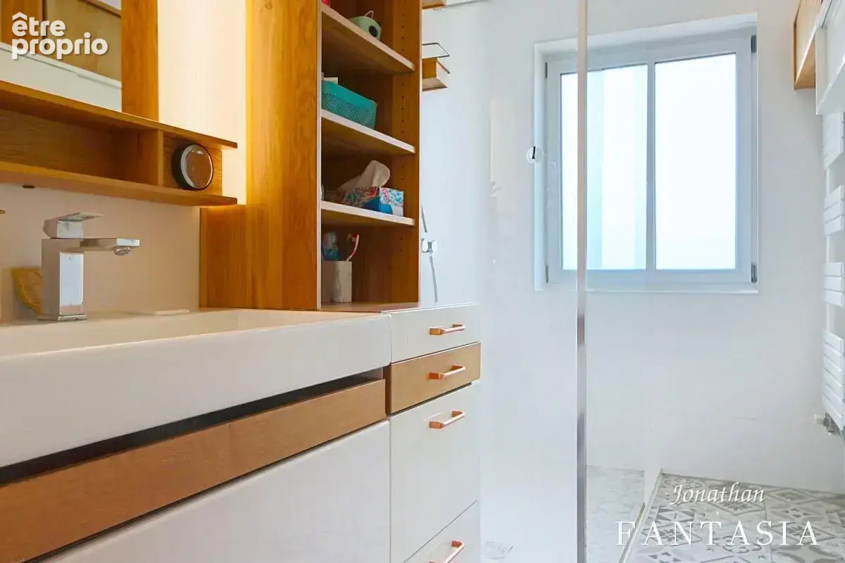 LA MAXE – Maison familiale de 230 m² au sol avec piscine chauffée et généreux espaces extérieurs - photo 19