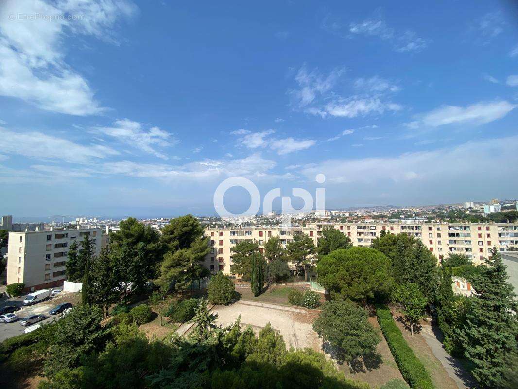 Appartement traversant avec vue mer et balcon à vendre - photo 4