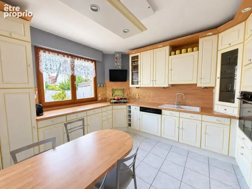 Maison mansart 122 m² à ormesson-sur-marne – 4 chambres, jardin, garage et sous-sol total - photo 2