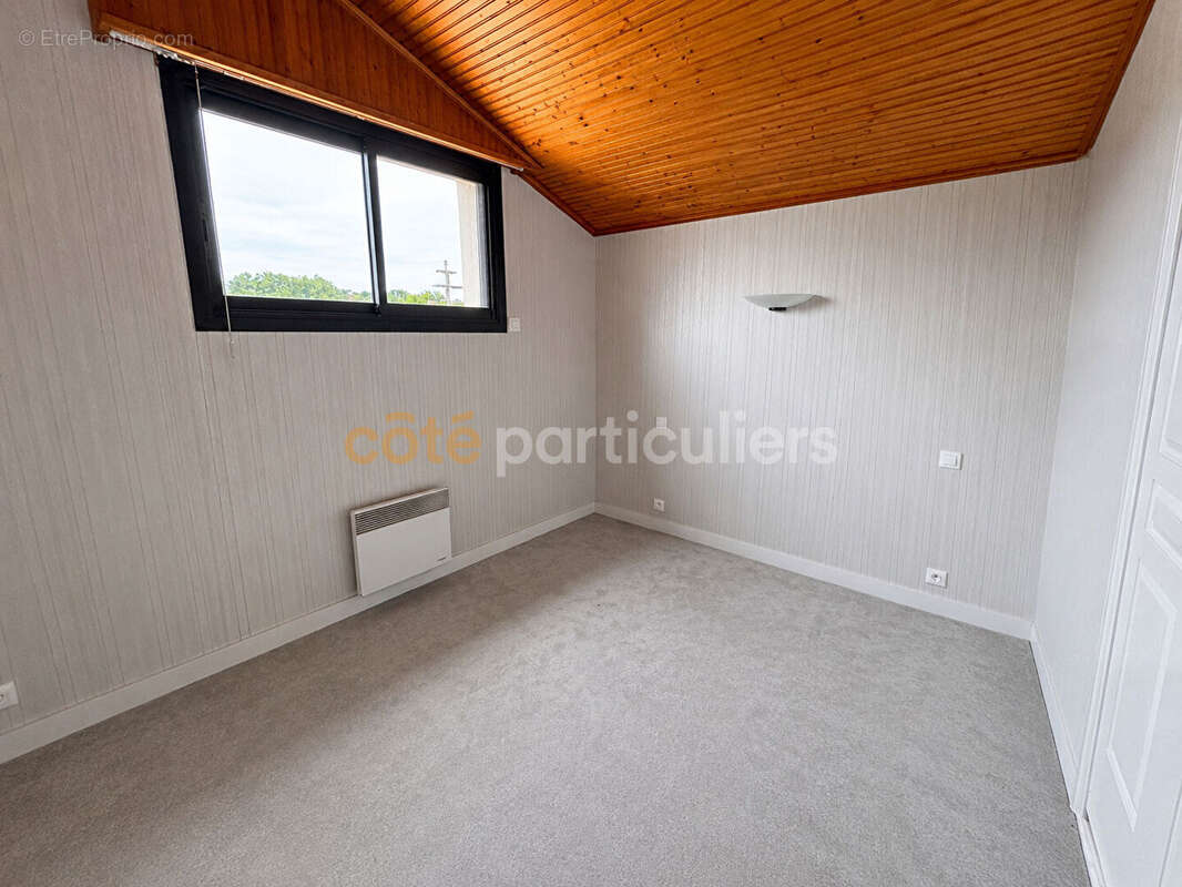 Saint-jean-de-monts -- centre-ville -- appartement t4 -- 3 chambres -- 116 m2  -- parking box ferme -- terrasse - photo 16