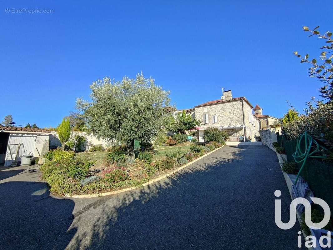 Photo 9 - Maison à CALIGNAC