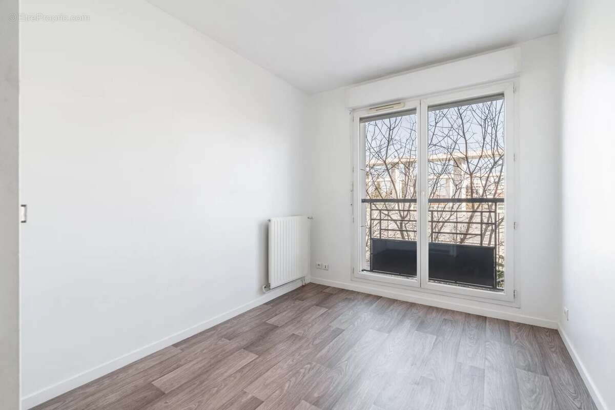 Appartement à LEVALLOIS-PERRET