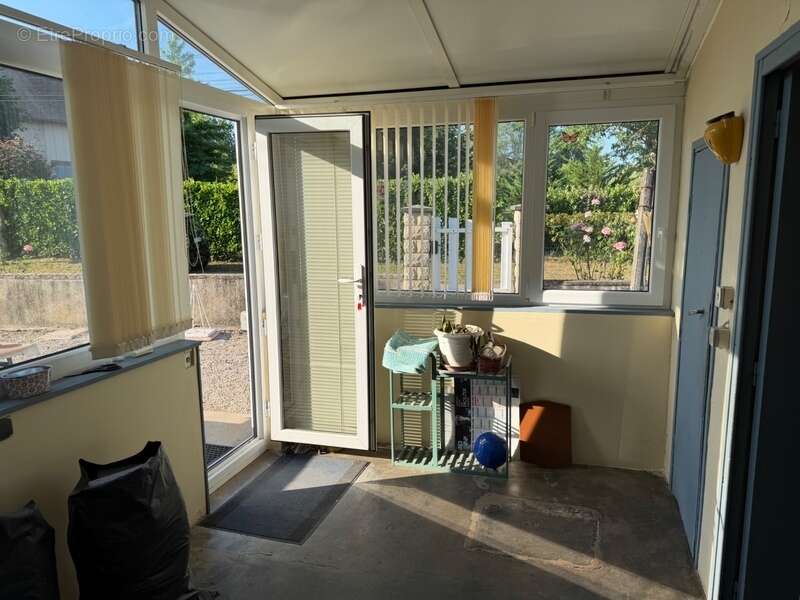 Maison à vendre proche Tournus - Cuisery - 4 pièces-plain-pied- L'ABERGEMENT DE CUISERY (71) à 119 000 € - photo 5