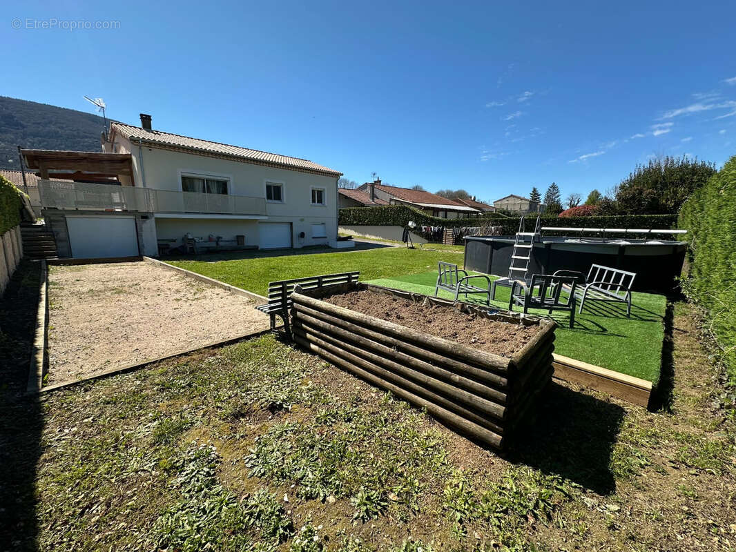 Maison à SAINT-AMANS-SOULT