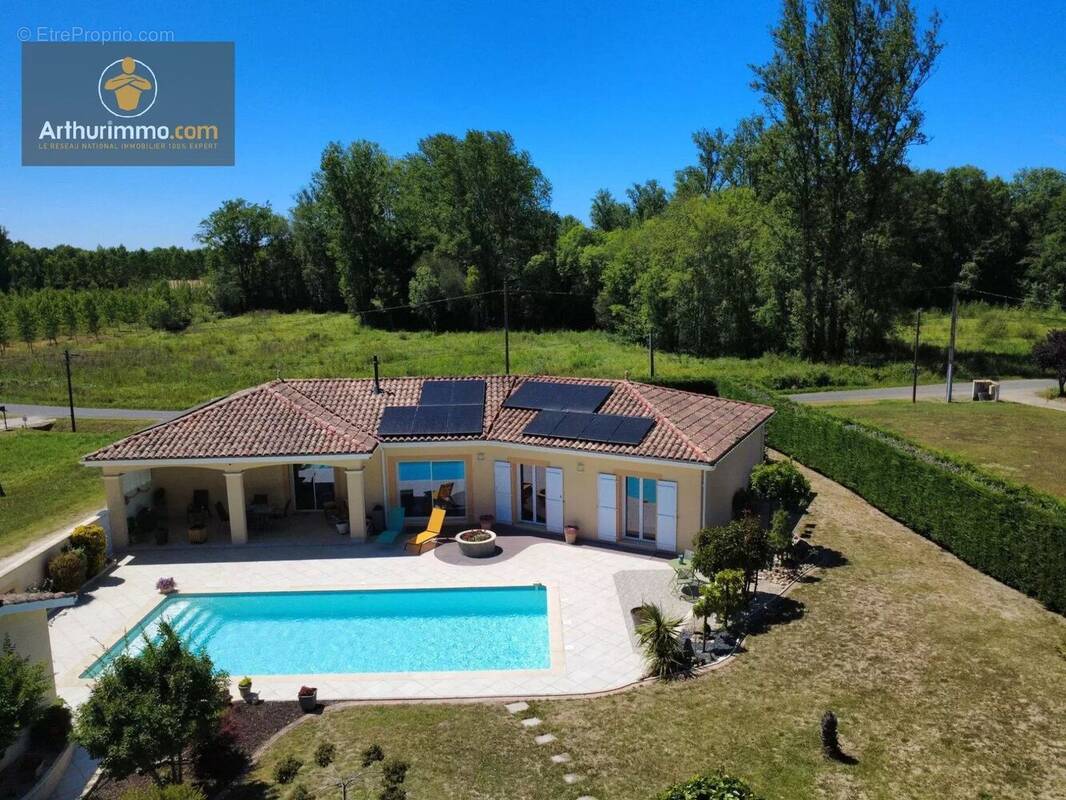 Maison à CASTELJALOUX