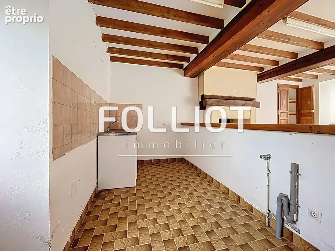A VENDRE- maison à Saint-Denis-le-Vetu - photo 4