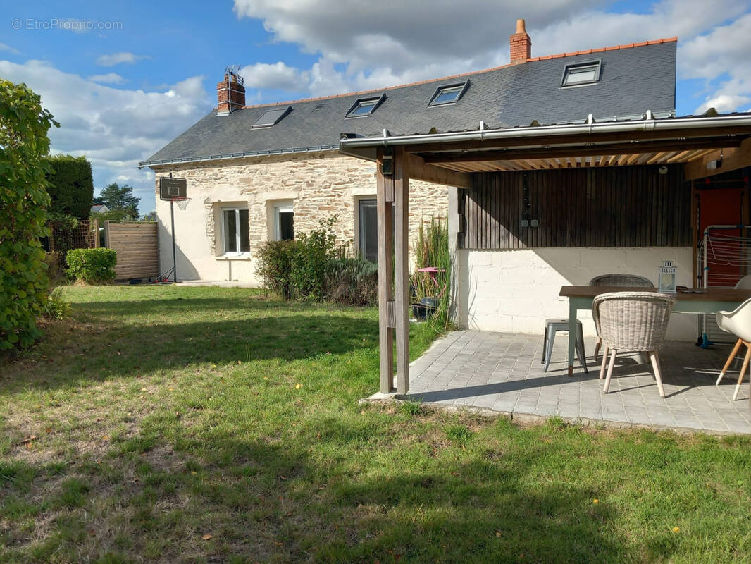 Maison à SAINT-MARS-DU-DESERT