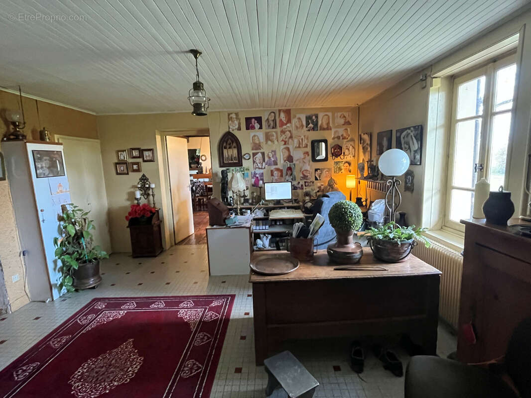 Maison à LA CHAPELLE-THECLE