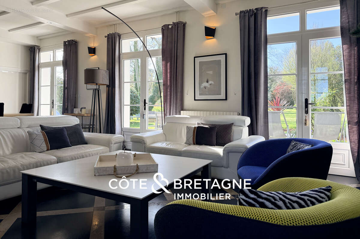 Maison à PLEUMEUR-BODOU