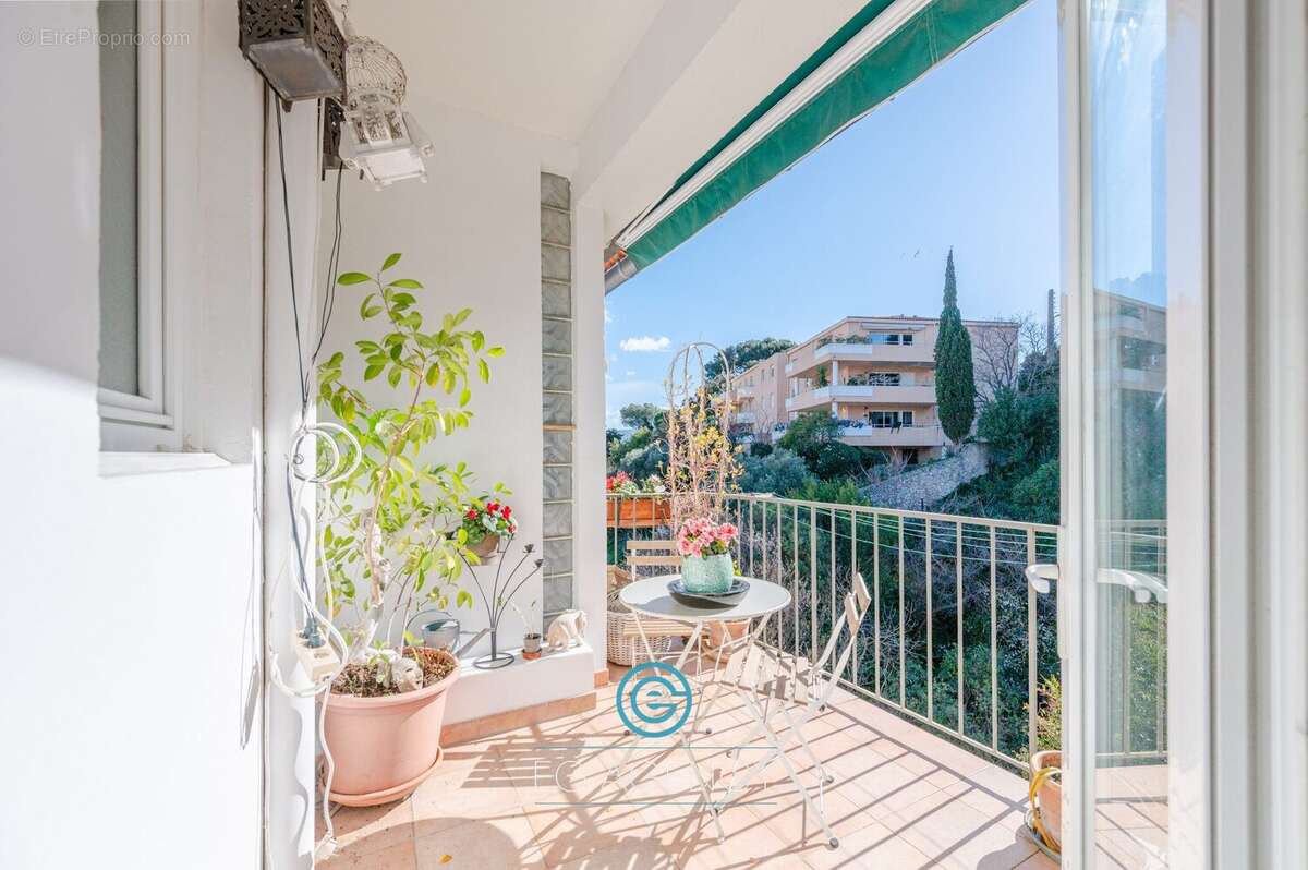 Appartement à MARSEILLE-8E