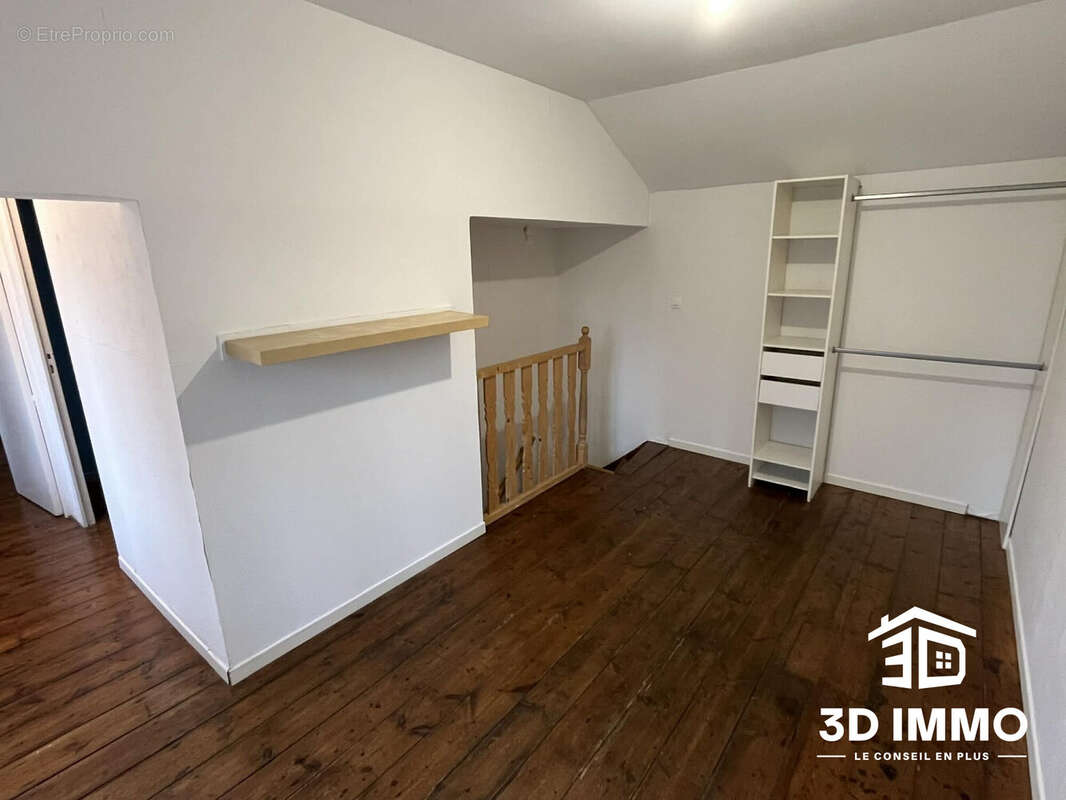 Maison à AVESNELLES