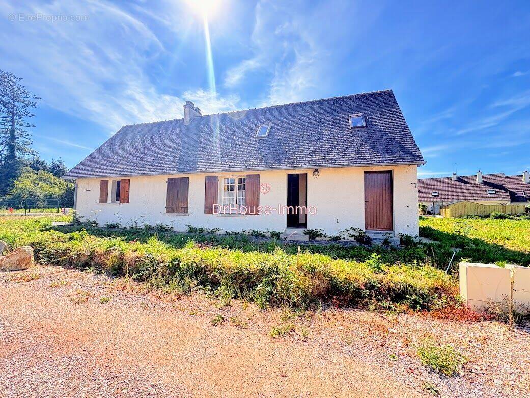 Maison à VALOGNES