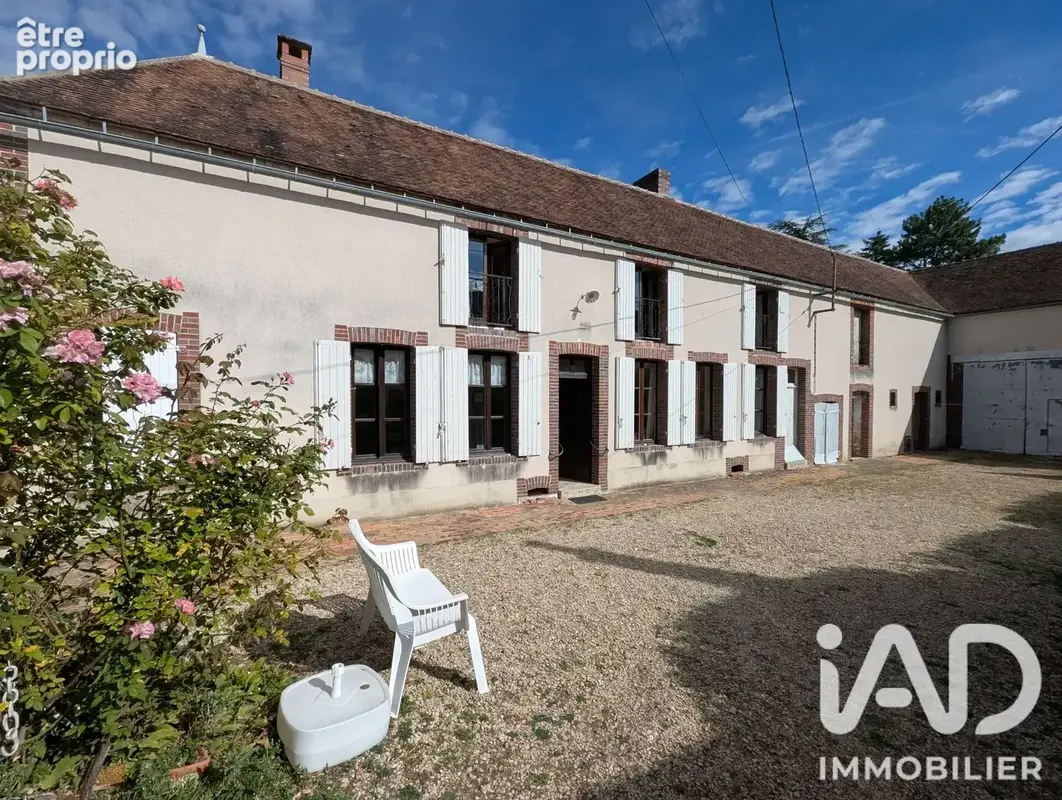 Photo 1 - Maison à MONT-SAINT-SULPICE