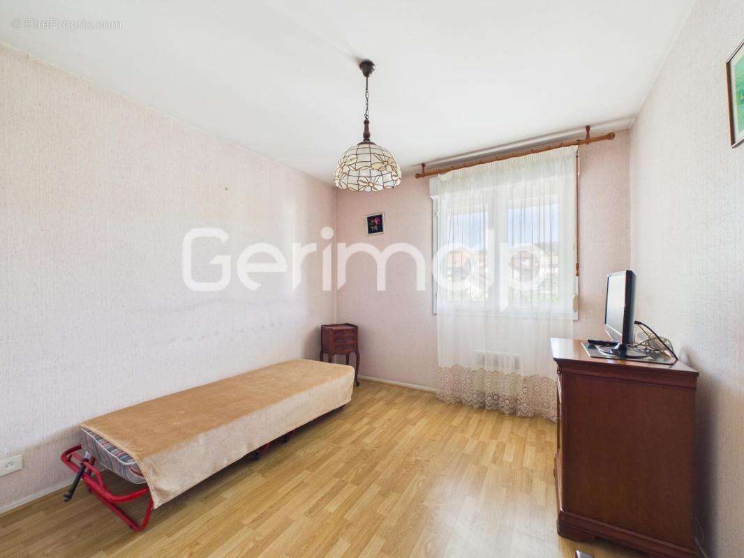 Vente - Appartement - 3 pièces + cuisine - 68,35 m² - 369 000 € - photo 16