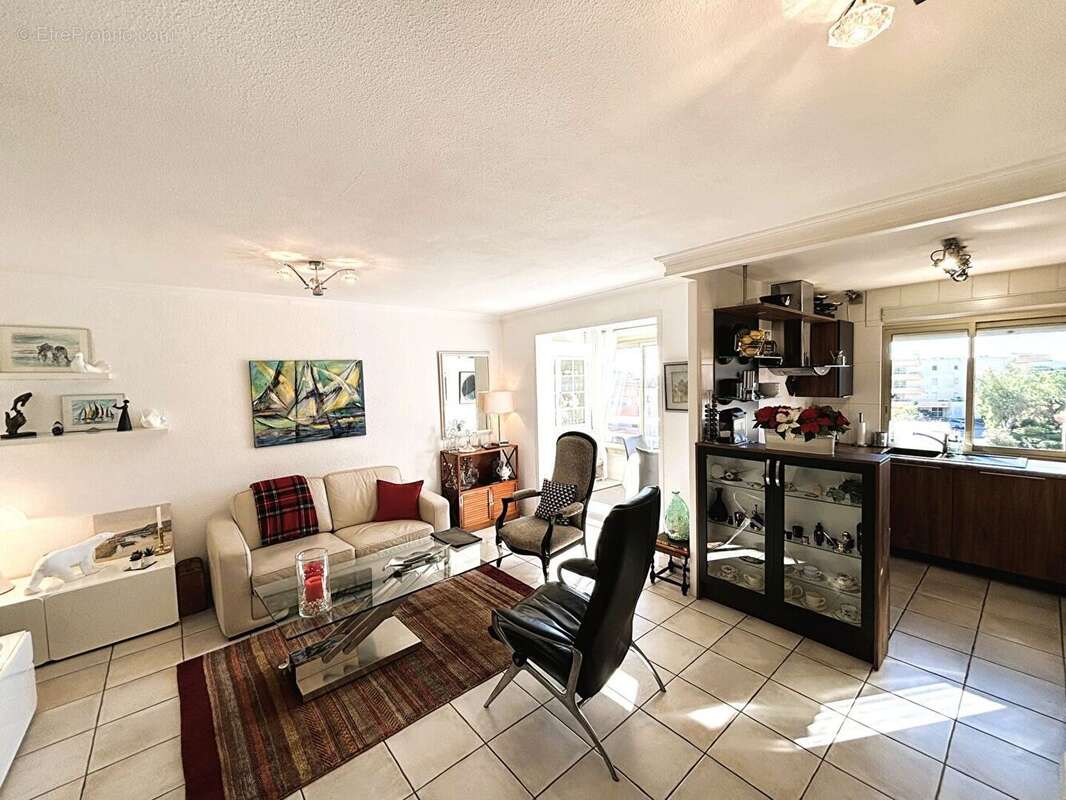 Appartement 4 Pièces La Londe-les-maures 83250 - photo 5