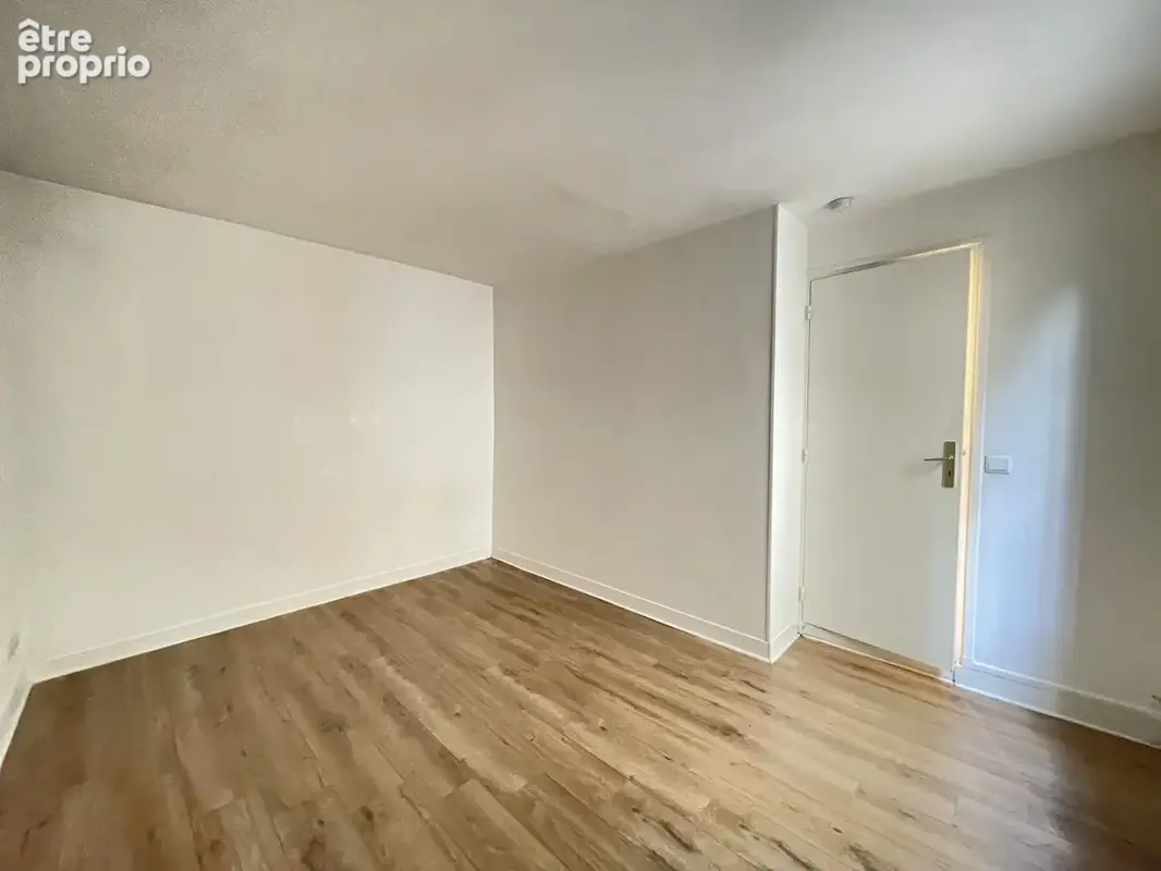 PARIS 18ème - Studio - Guy Môquet - photo 2