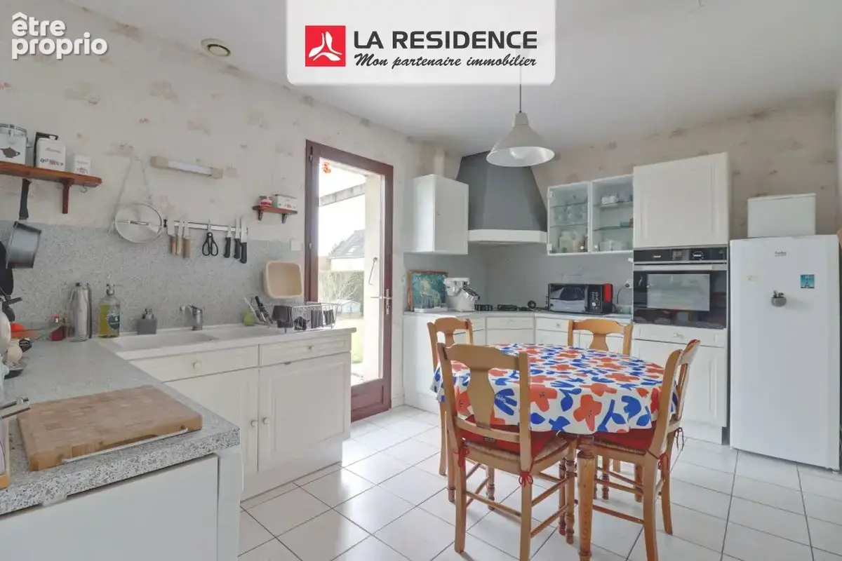 Maison 8 pièces 130 m² à vendre à Vineuil (41350) - photo 5