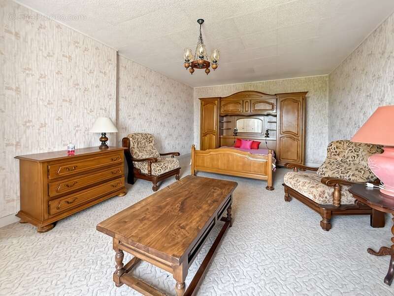 Dept de la Vienne (86) A vendre Propriété à vendre 5 pièces SERIGNY (86) - photo 11