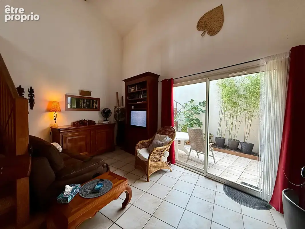 Bis­carrosse hyper-centre - duplex t3 72 m² - 2 chambres - terrasse / jardin - parking privatif - photo 3